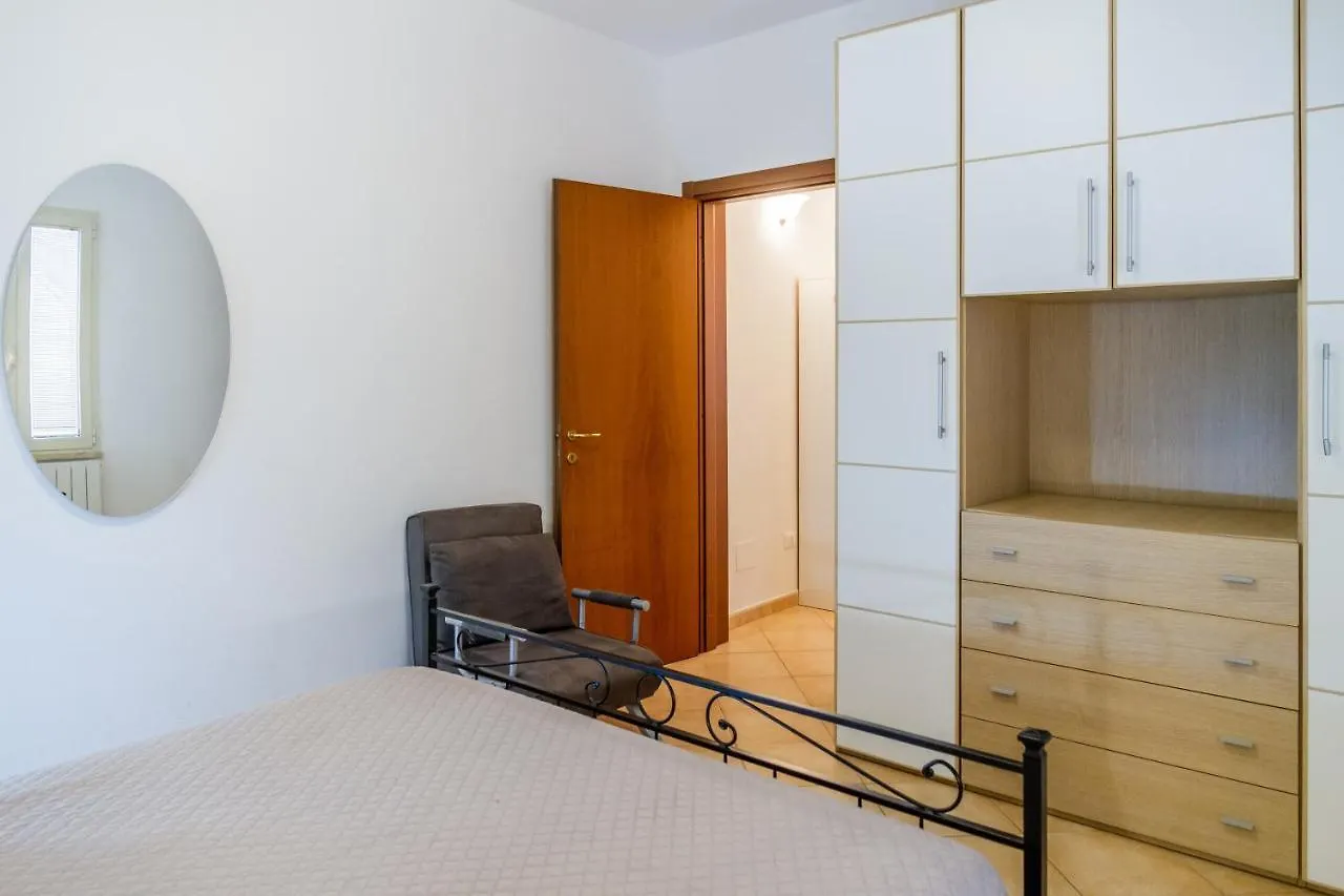Acqua Apartment Follonica 0*,